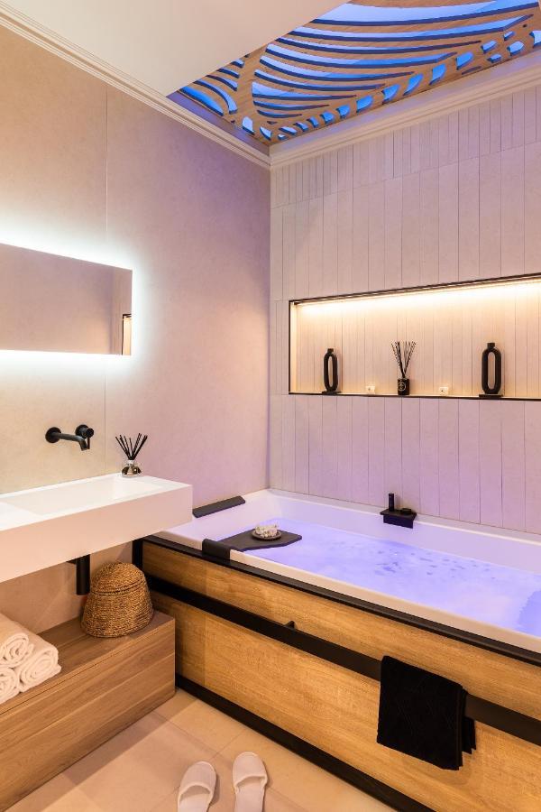 Host Inn Le Lumiere Spa & Cinema Lyon Dış mekan fotoğraf