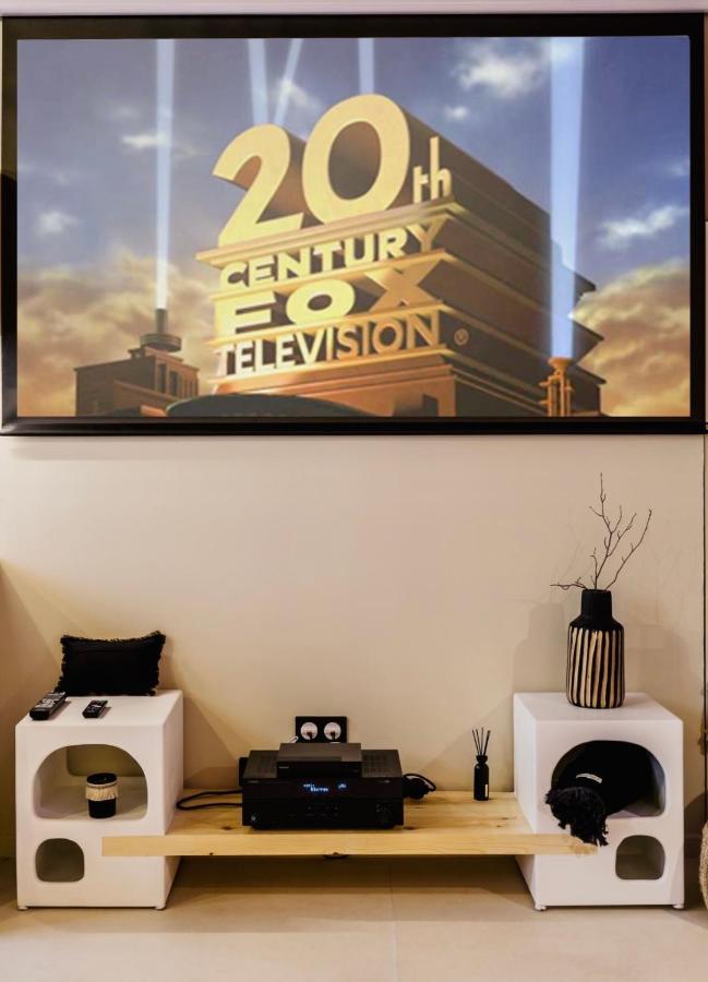 Host Inn Le Lumiere Spa & Cinema Lyon Dış mekan fotoğraf