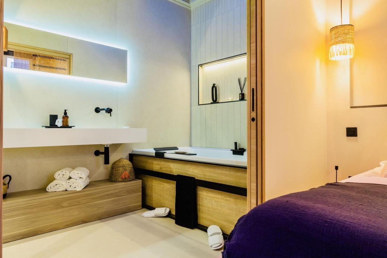 Host Inn Le Lumiere Spa & Cinema Lyon Dış mekan fotoğraf